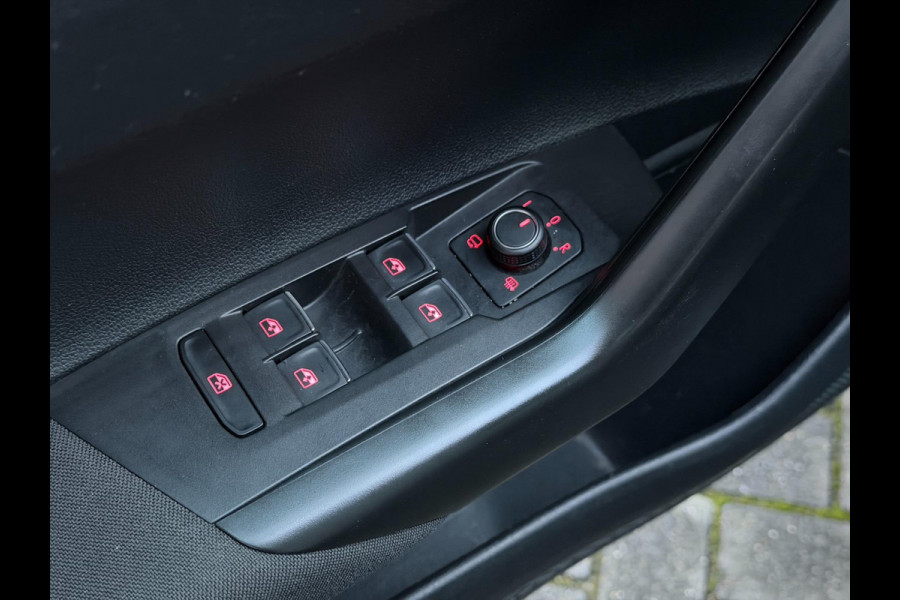 Volkswagen Polo 1.0 TSI Highline DSG LED ACC Carplay Camera