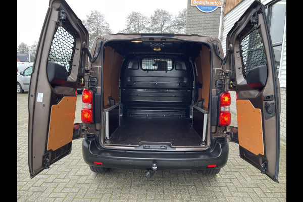 Toyota ProAce Compact 2.0 D-4D 122pk automaat Navigator L1H1 / vaste prijs rijklaar € 16.950 ex btw / lease vanaf € 285 / bruin metallic / euro 6 diesel / bpm vrij / airco / cruise / navi / trekhaak / pdc !