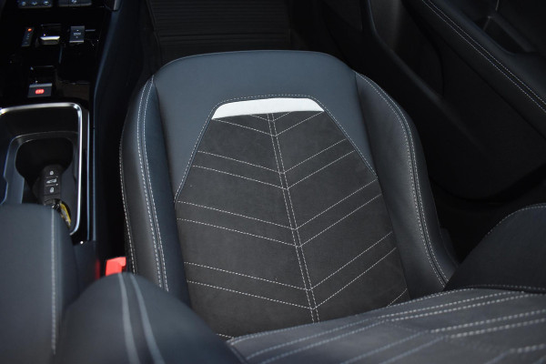 Opel Mokka 1.2 Turbo 130PK Aut. Ultimate | LED | Camera | Navi| PDC | Incl. garantie