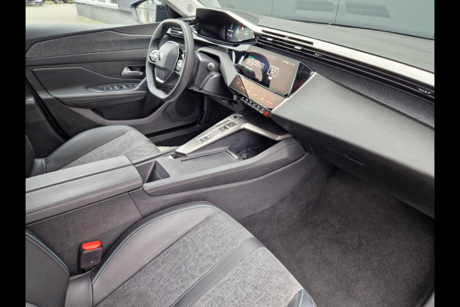 Peugeot 408 1.2 Allure 130PK EAT8 /1e eigenaar