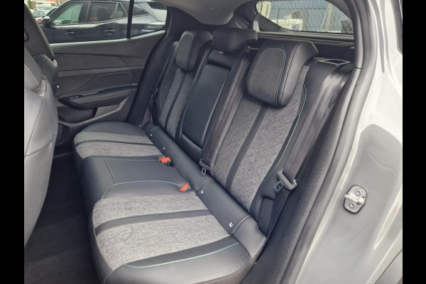 Peugeot 408 1.2 Allure 130PK EAT8 /1e eigenaar