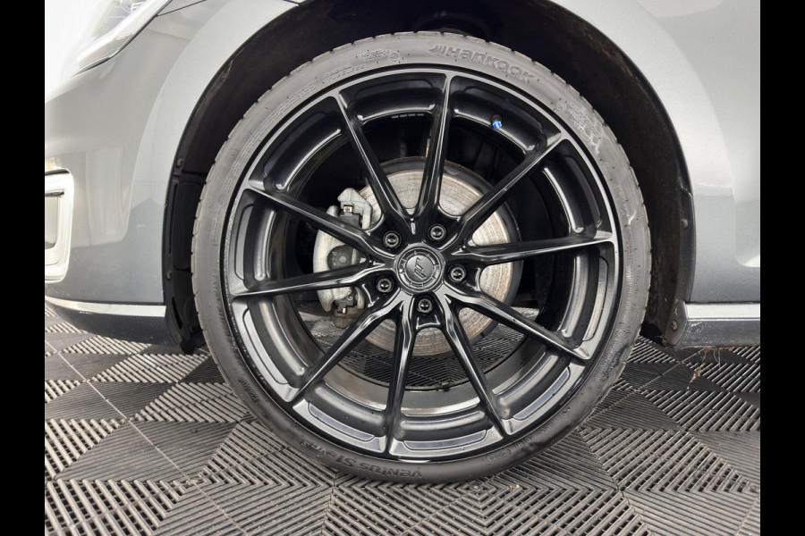 Volkswagen E-Golf {SOH-100%) Aut.* LUXURY-LEATHER | FULL-LED | NAVI-FULLMAP | CAMERA | HEATED-SPORTSEATS | ECC | PDC | CARPLAY | CRUISE | PRIVACY-GLASS | DIGI-COCKPIT | AMBIENT-LIGHT | CCS-FASTLOADER | 19''ALU*