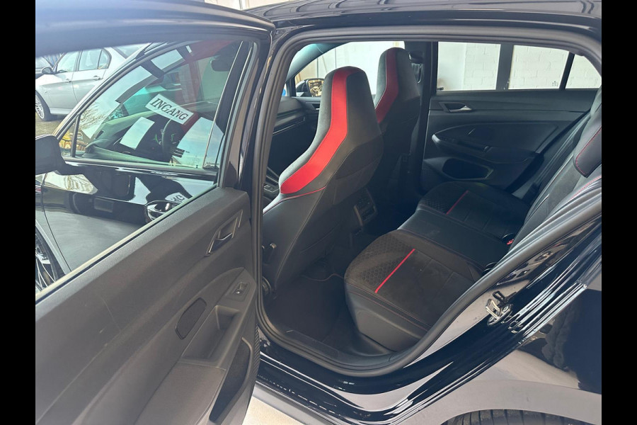 Volkswagen Golf 2.0 TSI GTI/CLUB SPORT 300 PK/DEALER ONDERHOUD