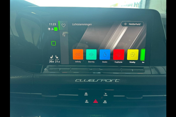 Volkswagen Golf 2.0 TSI GTI/CLUB SPORT 300 PK/DEALER ONDERHOUD