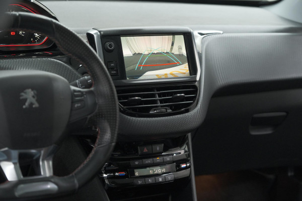 Peugeot 2008 PureTech 110 EAT6 GT-Line | Camera | Panoramadak | Navigatie | Parkeersensoren