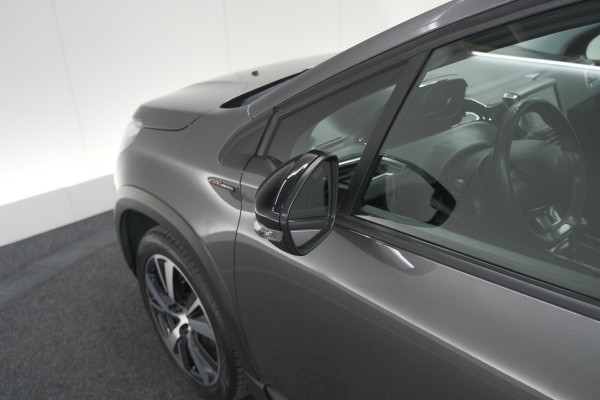 Peugeot 2008 PureTech 110 EAT6 GT-Line | Camera | Panoramadak | Navigatie | Parkeersensoren