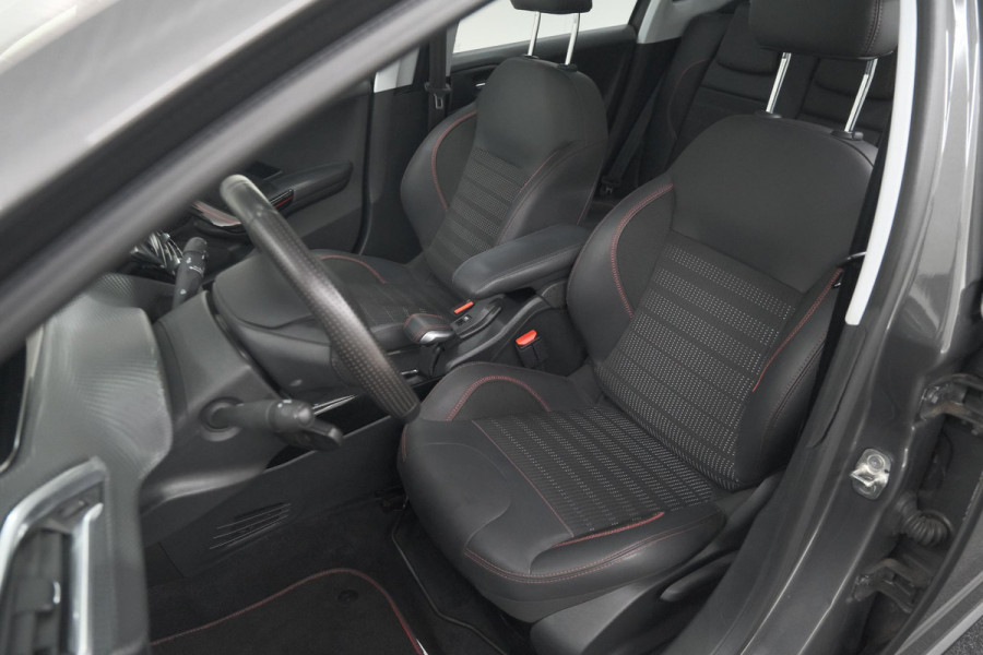 Peugeot 2008 PureTech 110 EAT6 GT-Line | Camera | Panoramadak | Navigatie | Parkeersensoren