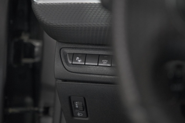 Peugeot 2008 PureTech 110 EAT6 GT-Line | Camera | Panoramadak | Navigatie | Parkeersensoren