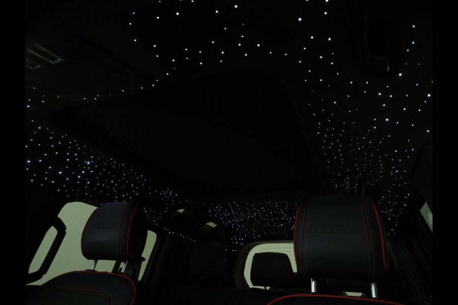 Land Rover Defender 110 2.0 P400e 110 X-Dynamic Urban | Panoramadak | Sterrenhemel | Meridian | Luchtvering | Trekhaak | 360