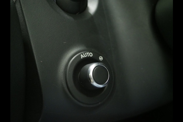 Land Rover Defender 110 2.0 P400e 110 X-Dynamic Urban | Panoramadak | Sterrenhemel | Meridian | Luchtvering | Trekhaak | 360