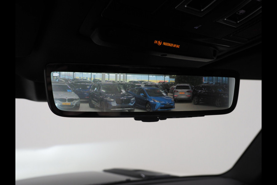 Land Rover Defender 110 2.0 P400e 110 X-Dynamic Urban | Panoramadak | Sterrenhemel | Meridian | Luchtvering | Trekhaak | 360