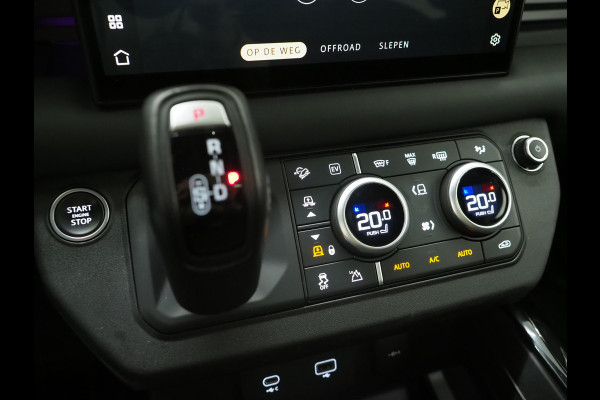 Land Rover Defender 110 2.0 P400e 110 X-Dynamic Urban | Panoramadak | Sterrenhemel | Meridian | Luchtvering | Trekhaak | 360