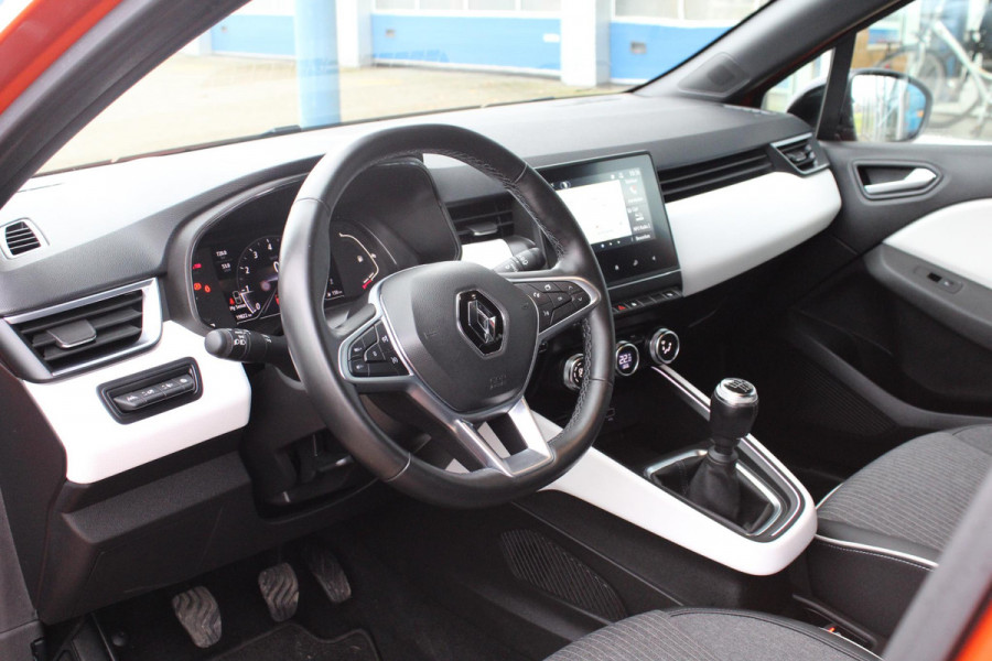 Renault Clio 1.0 TCe 90 Techno | Stoel + Stuurverwarming | Climate Control | Cruise Control | Navigatie | Lichtmetalen Velgen | Parkeersensoren Achter |