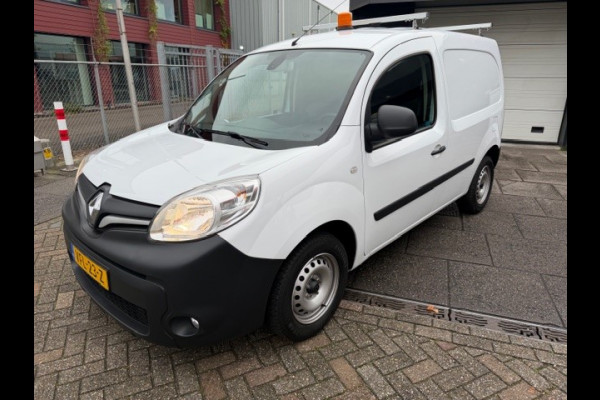 Renault Kangoo 1.5 Blue dCi 95 Comfort AIRCO I NAVI I CAMERA I TREKHAAK I IMPERIAAL I 1e EIGENAAR I COMPLETE ONDERHOUDSHISTORIE