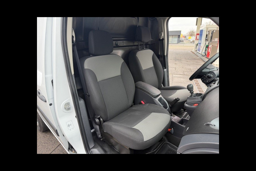 Renault Kangoo 1.5 Blue dCi 95 Comfort AIRCO I NAVI I CAMERA I TREKHAAK I IMPERIAAL I 1e EIGENAAR I COMPLETE ONDERHOUDSHISTORIE