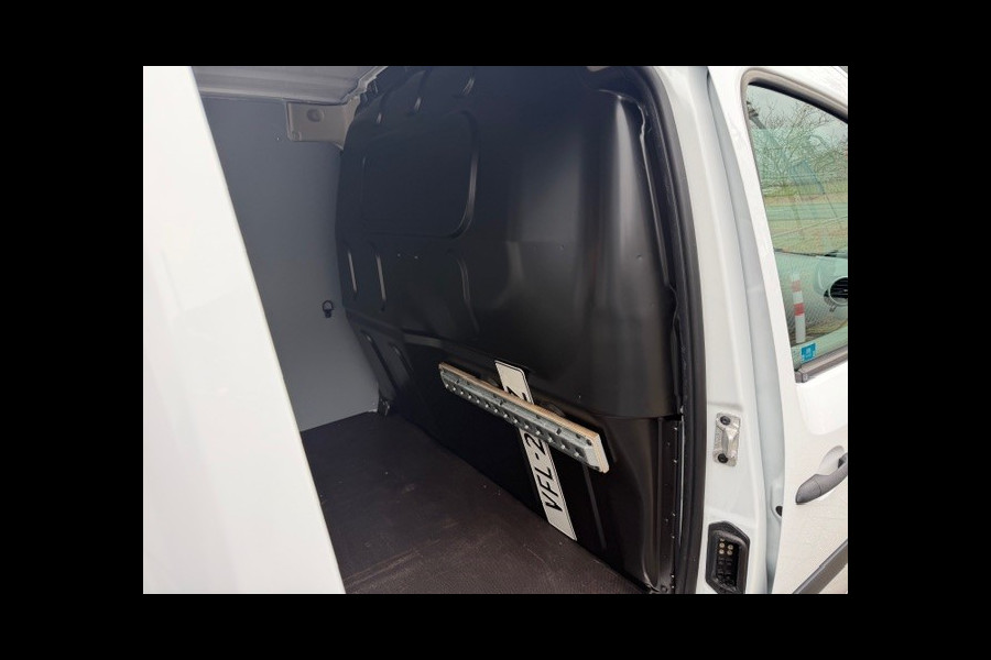 Renault Kangoo 1.5 Blue dCi 95 Comfort AIRCO I NAVI I CAMERA I TREKHAAK I IMPERIAAL I 1e EIGENAAR I COMPLETE ONDERHOUDSHISTORIE