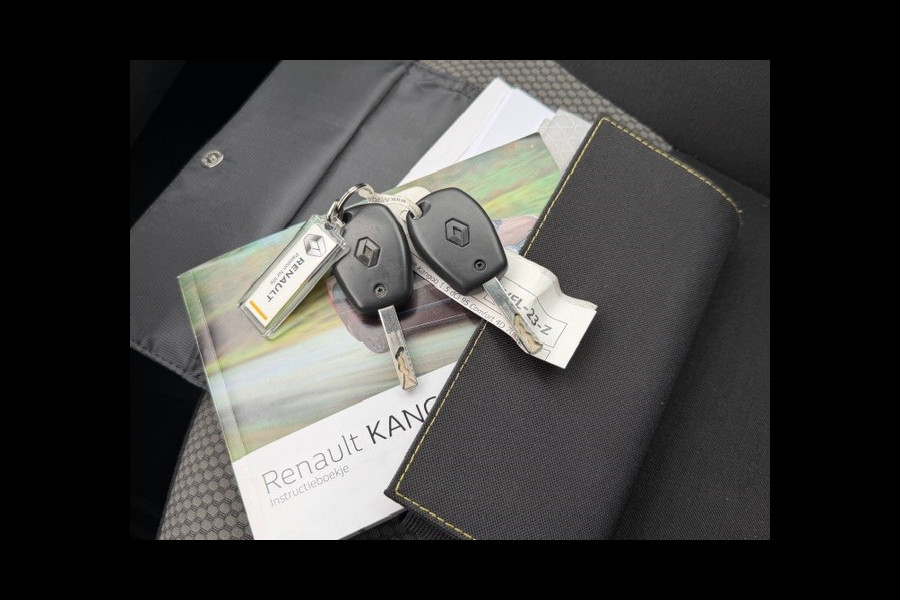 Renault Kangoo 1.5 Blue dCi 95 Comfort AIRCO I NAVI I CAMERA I TREKHAAK I IMPERIAAL I 1e EIGENAAR I COMPLETE ONDERHOUDSHISTORIE