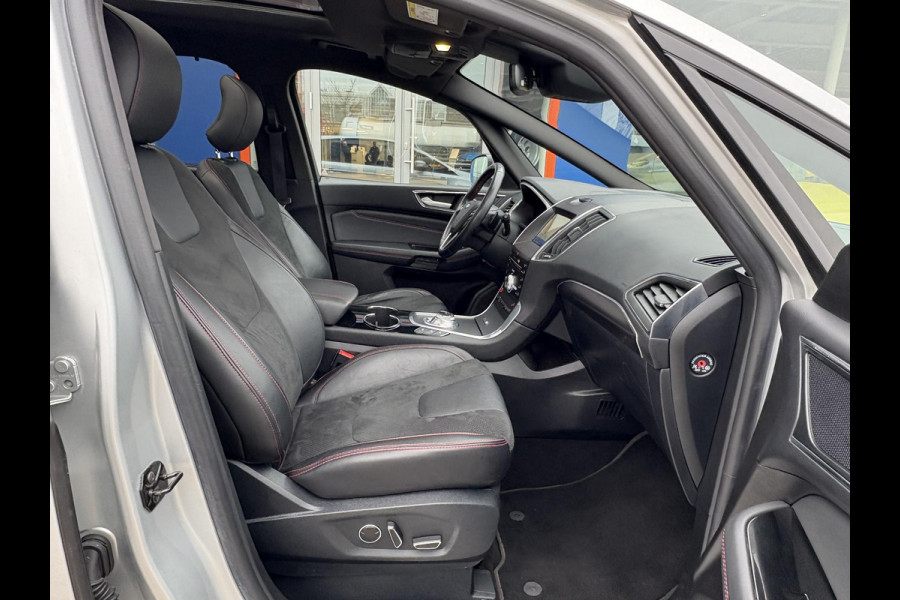 Ford S-Max 2.0 Ecoblue Bi-Turbo ST-Line 240pk | Panoramadak | Full LED | Adaptieve Cruise | Stoelverwarming | Trekhaak | Voorruit verwarming |