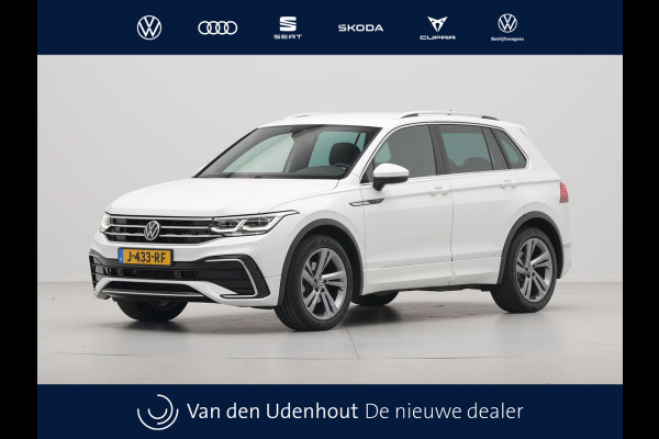 Volkswagen Tiguan 1.5 TSI 150pk DSG R-Line Business Trekhaak Navigatie Camera Pdc Acc Carplay 10