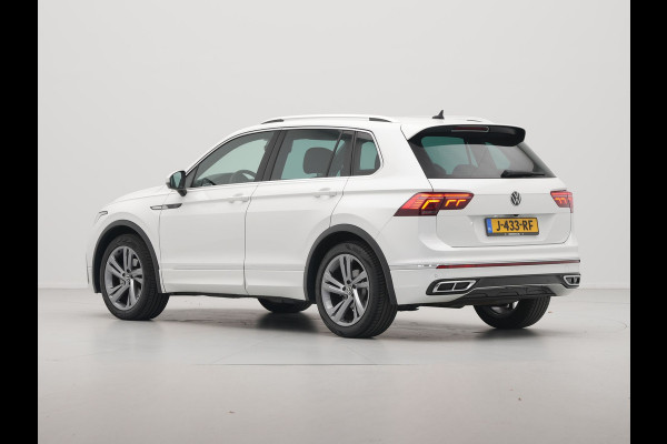 Volkswagen Tiguan 1.5 TSI 150pk DSG R-Line Business Trekhaak Navigatie Camera Pdc Acc Carplay 10