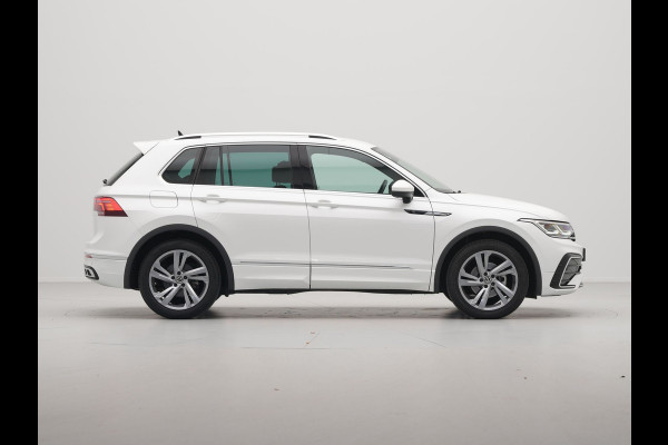 Volkswagen Tiguan 1.5 TSI 150pk DSG R-Line Business Trekhaak Navigatie Camera Pdc Acc Carplay 10