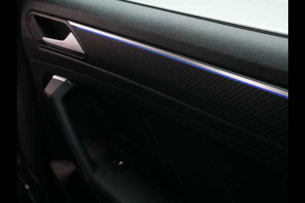 Volkswagen Tiguan 1.5 TSI 150pk DSG R-Line Business Trekhaak Navigatie Camera Pdc Acc Carplay 10