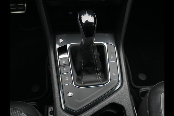Volkswagen Tiguan 1.5 TSI 150pk DSG R-Line Business Trekhaak Navigatie Camera Pdc Acc Carplay 10
