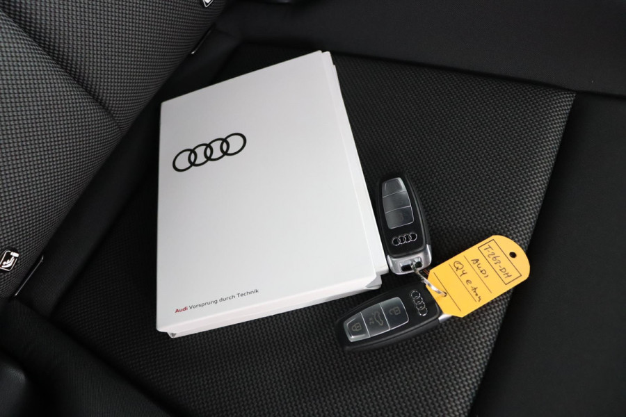 Audi Q4 e-tron 35 Edition|SOH 93%|Stoelverwarming|Apple Carplay/Android Auto|Nieuwstaat!