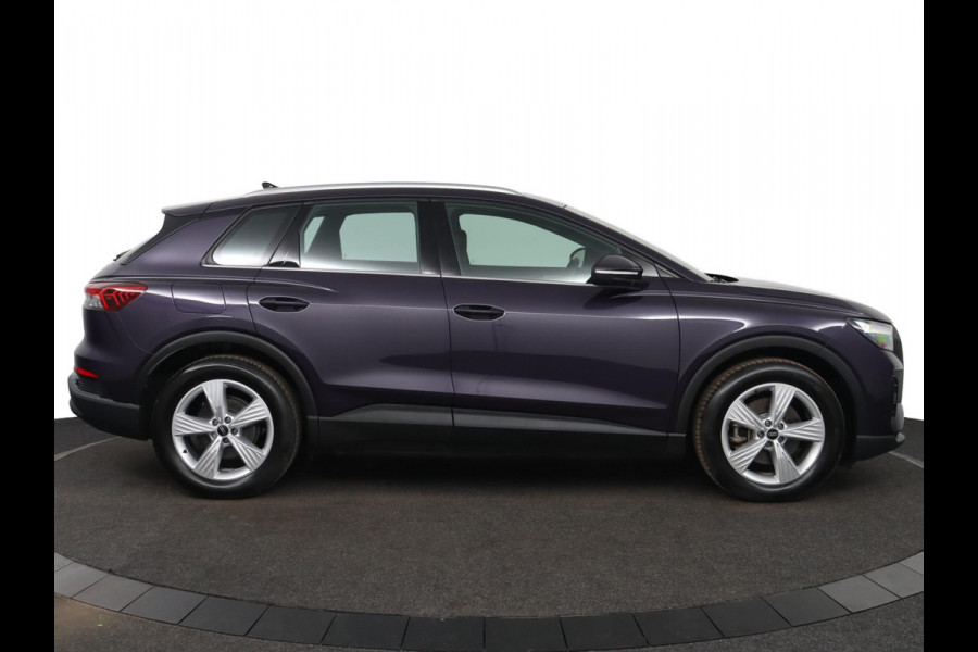 Audi Q4 e-tron 35 Edition|SOH 93%|Stoelverwarming|Apple Carplay/Android Auto|Nieuwstaat!