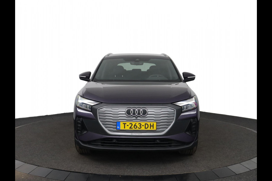 Audi Q4 e-tron 35 Edition|SOH 93%|Stoelverwarming|Apple Carplay/Android Auto|Nieuwstaat!