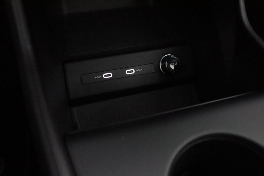 Audi Q4 e-tron 35 Edition|SOH 93%|Stoelverwarming|Apple Carplay/Android Auto|Nieuwstaat!