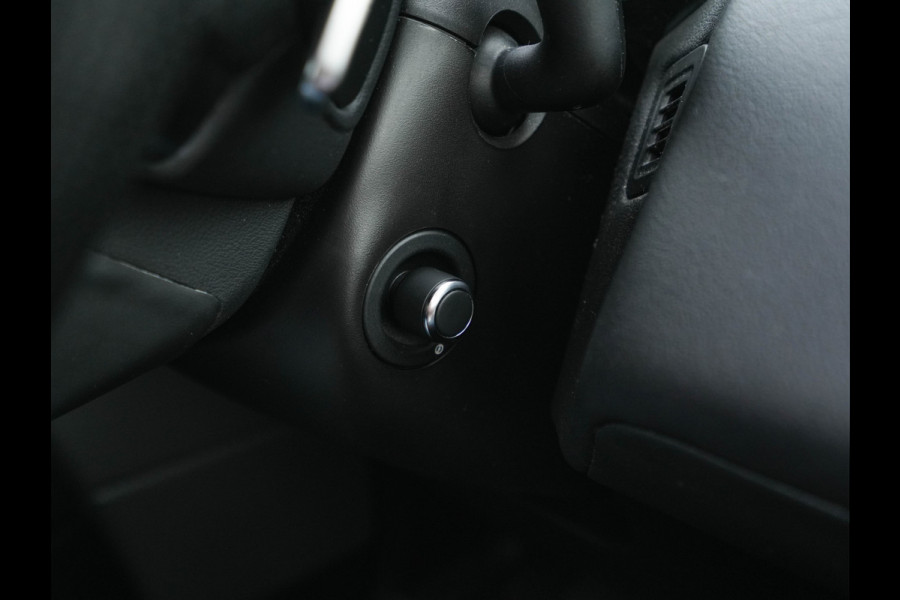 Land Rover Range Rover Sport 3.0 TDV6 HSE Dynamic Aut. *PANO | DIGI-COCKPIT | LUXURY-LEATHER | XENON | NAVI-FULLMAP | CAMERA | KEYLESS | AIR-SUSPENSION | ECC | PDC | HEATED-SPORTSEATS | AMBIENT-LIGHT | CARBON-INLAY | SHIFT-PADDLES | CRUISE |