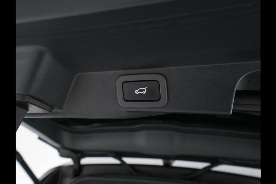 Land Rover Range Rover Sport 3.0 TDV6 HSE Dynamic Aut. *PANO | DIGI-COCKPIT | LUXURY-LEATHER | XENON | NAVI-FULLMAP | CAMERA | KEYLESS | AIR-SUSPENSION | ECC | PDC | HEATED-SPORTSEATS | AMBIENT-LIGHT | CARBON-INLAY | SHIFT-PADDLES | CRUISE |