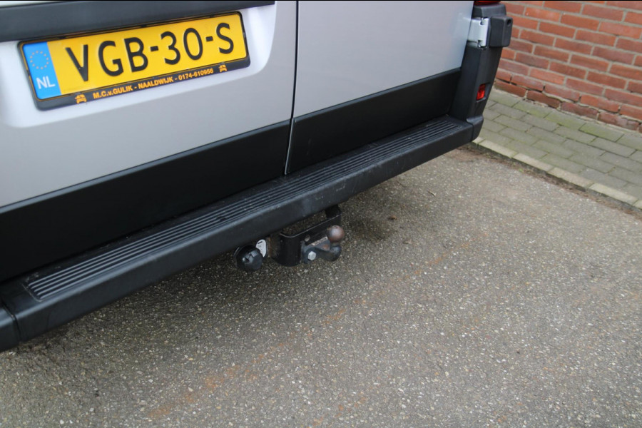 Fiat Ducato 30 2.3 MultiJet L2H2 / Trekhaak / Camera / Navi / 3 zits