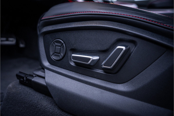 Audi Q8 60 TFSI e quattro Pro Line S Competition - Panorama | RS Seats | Carbon | B&O | Luchtvering