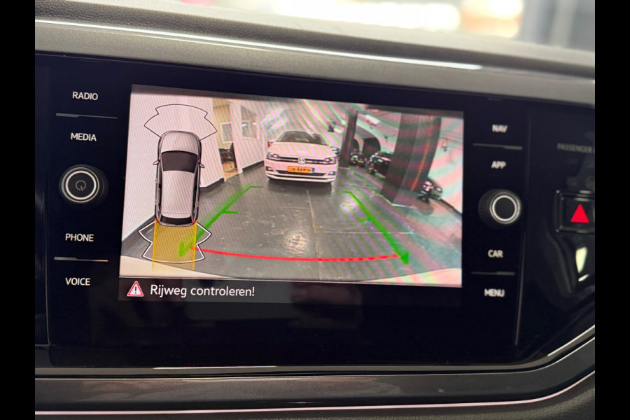 Volkswagen Polo 1.0 TSI R-Line Business DSG Navi Cam IQ Led