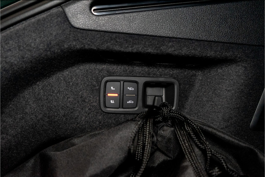 Audi Q8 60 TFSI E Quattro S-Edition Competition 490PK | Goodwood Green | 3D B&O | Pano | VOL! 5 JAAR FABR. GARANTIE