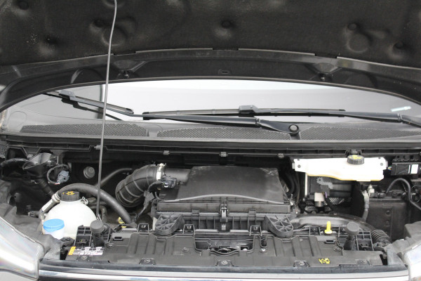 Ford Transit Custom 320 2.0-136 pk TDCI L1H1 Trend. Fabrieksgarantie tot 10-2028 ! Adapt. Cruise Cntrl, Navigatie, Camera, PDC V+A, Apple Carplay/Android auto, LED verl., Laadruimte bekleed, Bijrijdersbank, Spiegel-, stoel en voorraamverw. etc.