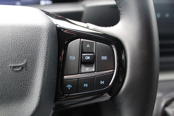 Ford Transit Custom 320 2.0-136 pk TDCI L1H1 Trend. Fabrieksgarantie tot 10-2028 ! Adapt. Cruise Cntrl, Navigatie, Camera, PDC V+A, Apple Carplay/Android auto, LED verl., Laadruimte bekleed, Bijrijdersbank, Spiegel-, stoel en voorraamverw. etc.