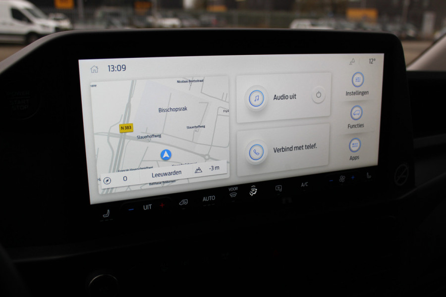 Ford Transit Custom 320 2.0-136 pk TDCI L1H1 Trend. Fabrieksgarantie tot 10-2028 ! Adapt. Cruise Cntrl, Navigatie, Camera, PDC V+A, Apple Carplay/Android auto, LED verl., Laadruimte bekleed, Bijrijdersbank, Spiegel-, stoel en voorraamverw. etc.