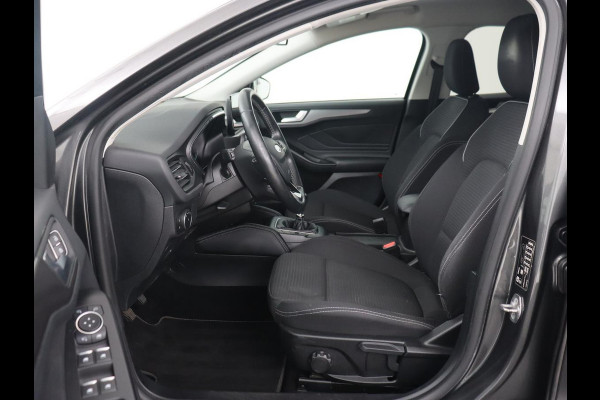 Ford Focus 1.0 EcoBoost Titanium | Trekhaak | Stoelverwarming | Adaptive cruise | Carplay | Navigatie | Stuurverwarming | Keyless | Full LED | B&O Sound | Climate control