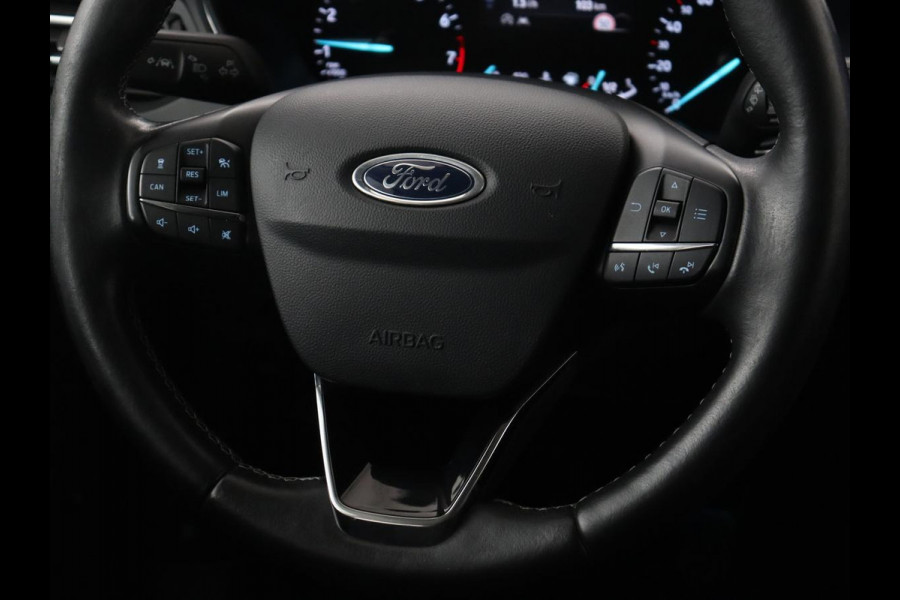 Ford Focus 1.0 EcoBoost Titanium | Trekhaak | Stoelverwarming | Adaptive cruise | Carplay | Navigatie | Stuurverwarming | Keyless | Full LED | B&O Sound | Climate control