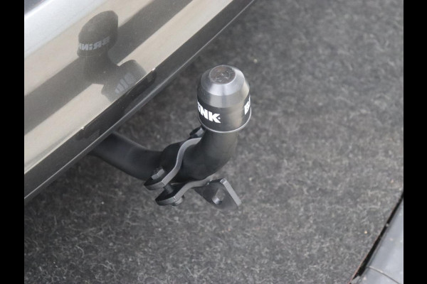 Ford Focus 1.0 EcoBoost Titanium | Trekhaak | Stoelverwarming | Adaptive cruise | Carplay | Navigatie | Stuurverwarming | Keyless | Full LED | B&O Sound | Climate control