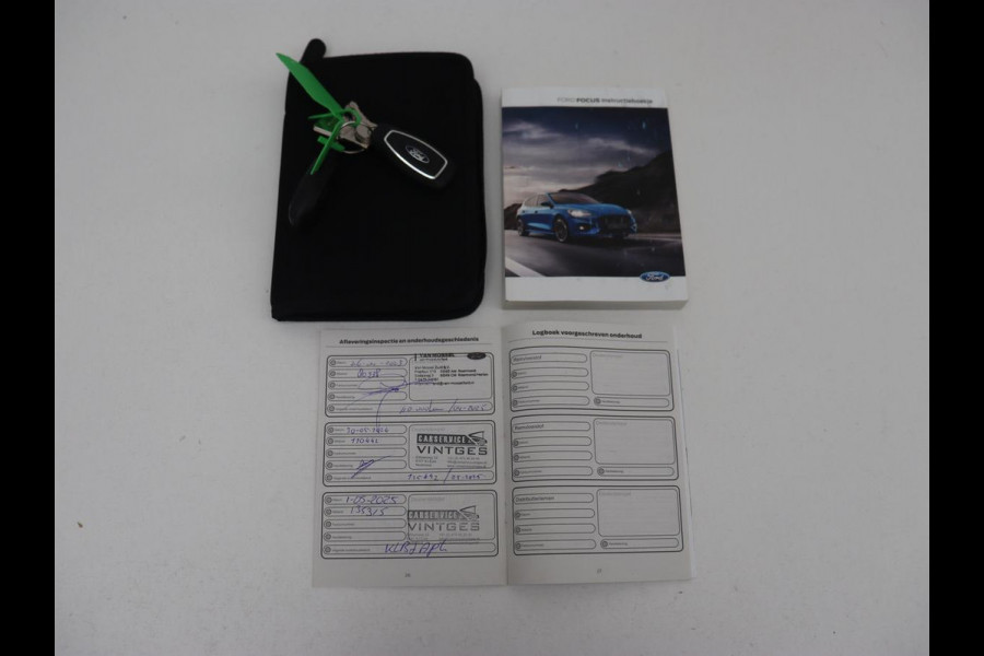 Ford Focus 1.0 EcoBoost Titanium | Trekhaak | Stoelverwarming | Adaptive cruise | Carplay | Navigatie | Stuurverwarming | Keyless | Full LED | B&O Sound | Climate control