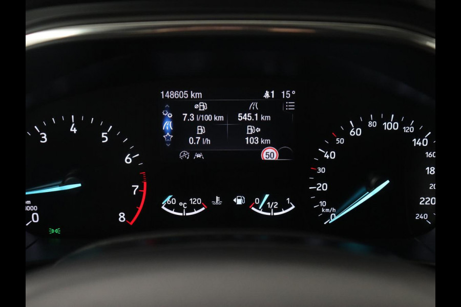 Ford Focus 1.0 EcoBoost Titanium | Trekhaak | Stoelverwarming | Adaptive cruise | Carplay | Navigatie | Stuurverwarming | Keyless | Full LED | B&O Sound | Climate control