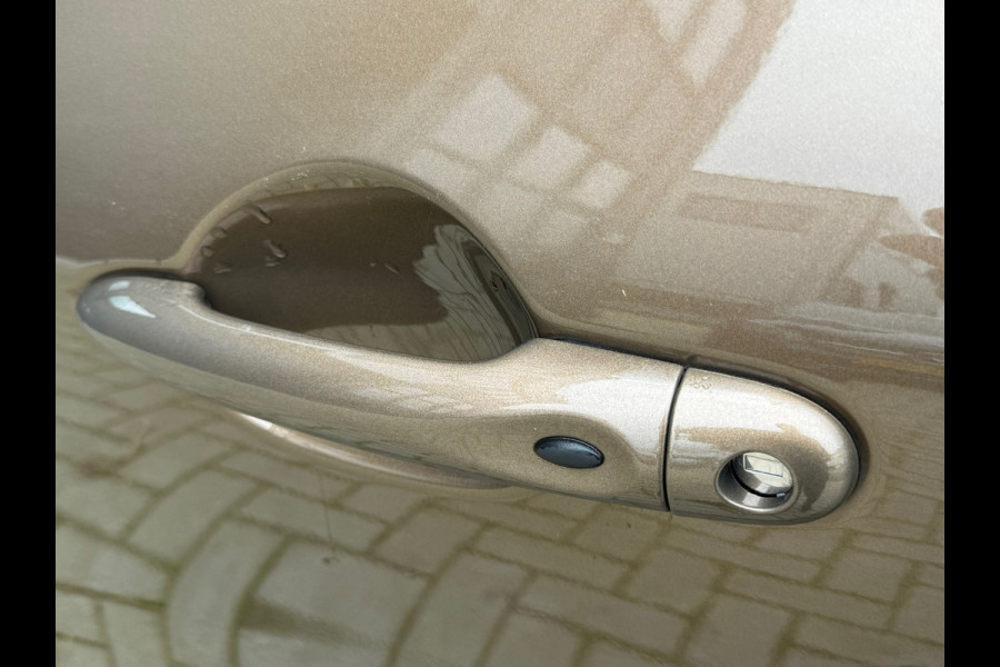 Renault Captur 0.9 TCe Intens / LAGE KM NAP / CAMERA / ACTIE