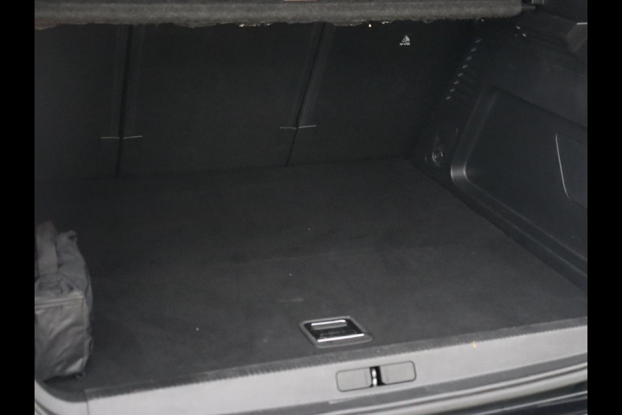 Citroën C5 Aircross 1.6 Plug-in Hybrid 225 Business | Camera | Carplay | Full LED | Dodehoek detectie | Keyless | Climate control | Cruise control | Bluetooth | Parkeehulp | PHEV