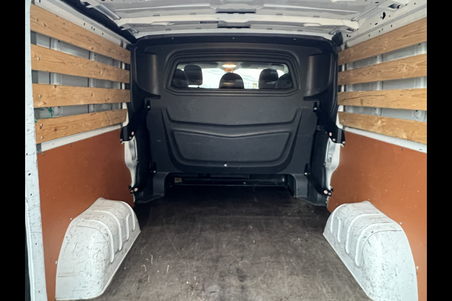 Renault Trafic 2.0 dCi 120 T29 L2H1 DC 5 Pers. Work Edition