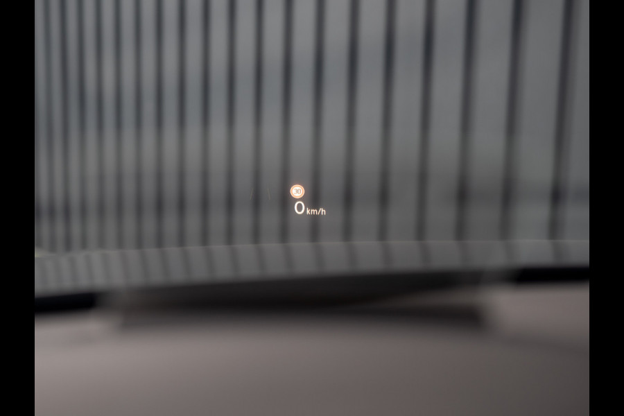 Volkswagen Tiguan 1.5 TSI R-Line Business+ | Head Up | IQ Light | Side Assist | Keyless | Camera | Elk. A-klep | Prijs Rijklaar!!