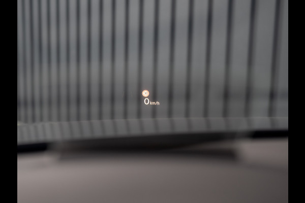 Volkswagen Tiguan 1.5 TSI R-Line Business+ | Head Up | IQ Light | Side Assist | Keyless | Camera | Elk. A-klep | Prijs Rijklaar!!